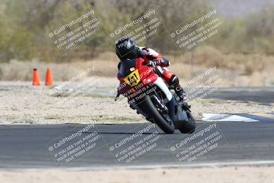 media/Apr-20-2025-CVMA (Sun) [[39090e8767]]/Race 5-Amateur Supersport Open/